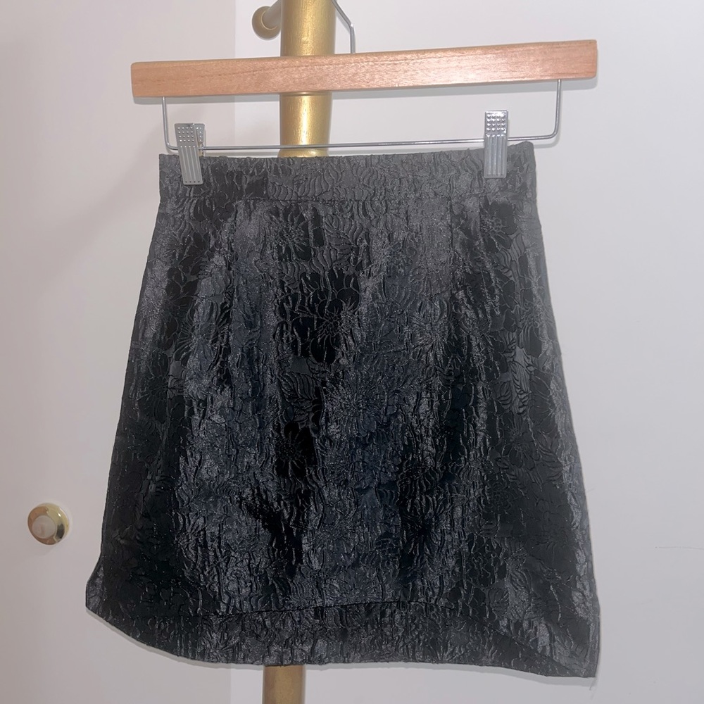 Black Floral & Other Stories Mini Skirt Size XS NWTS